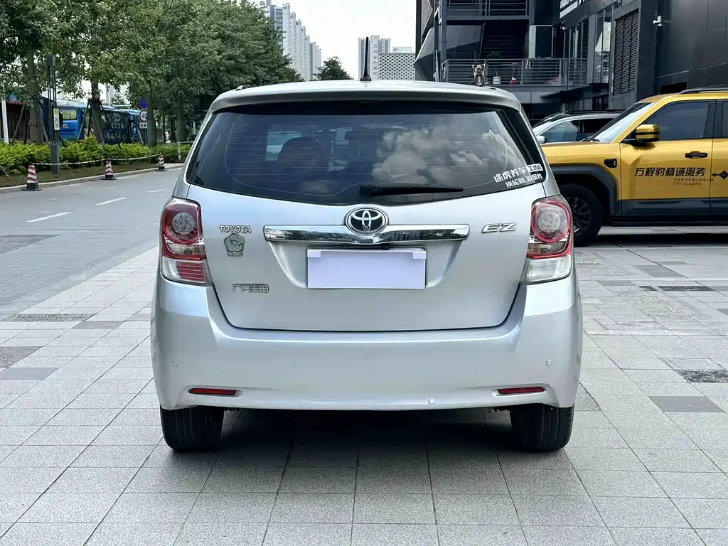 Toyota Verso — миниатюра 3