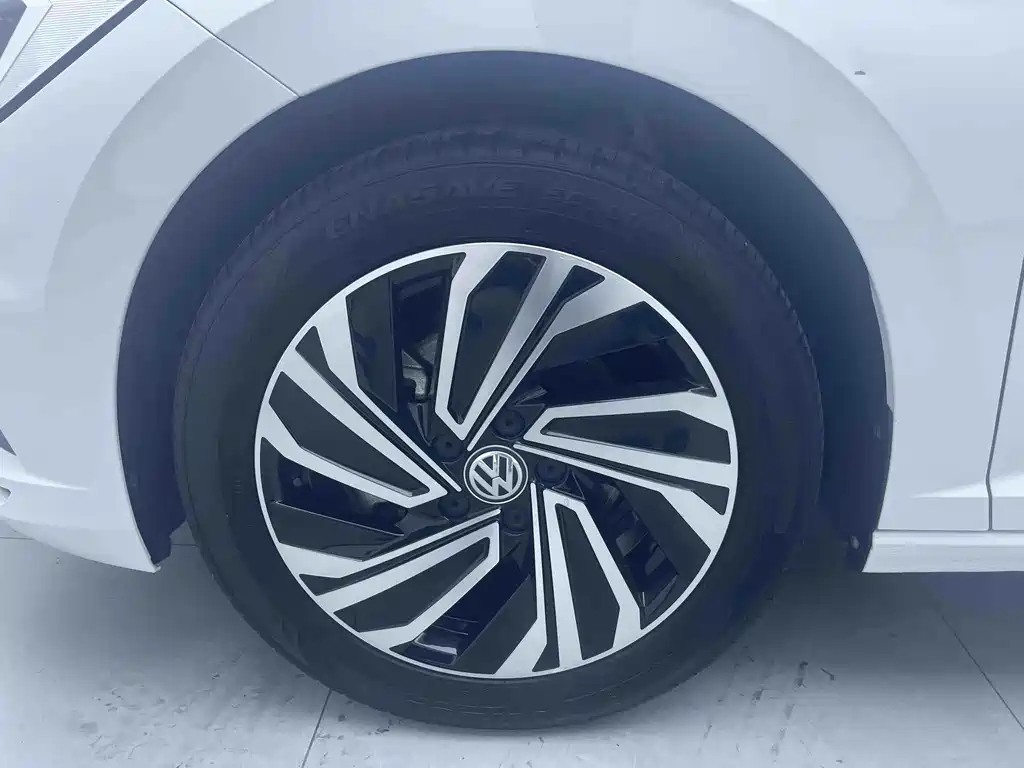 Volkswagen Sagitar — миниатюра 23