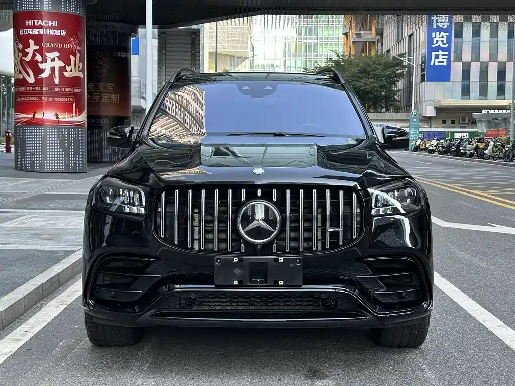 MERCEDES-BENZ GLS AMG