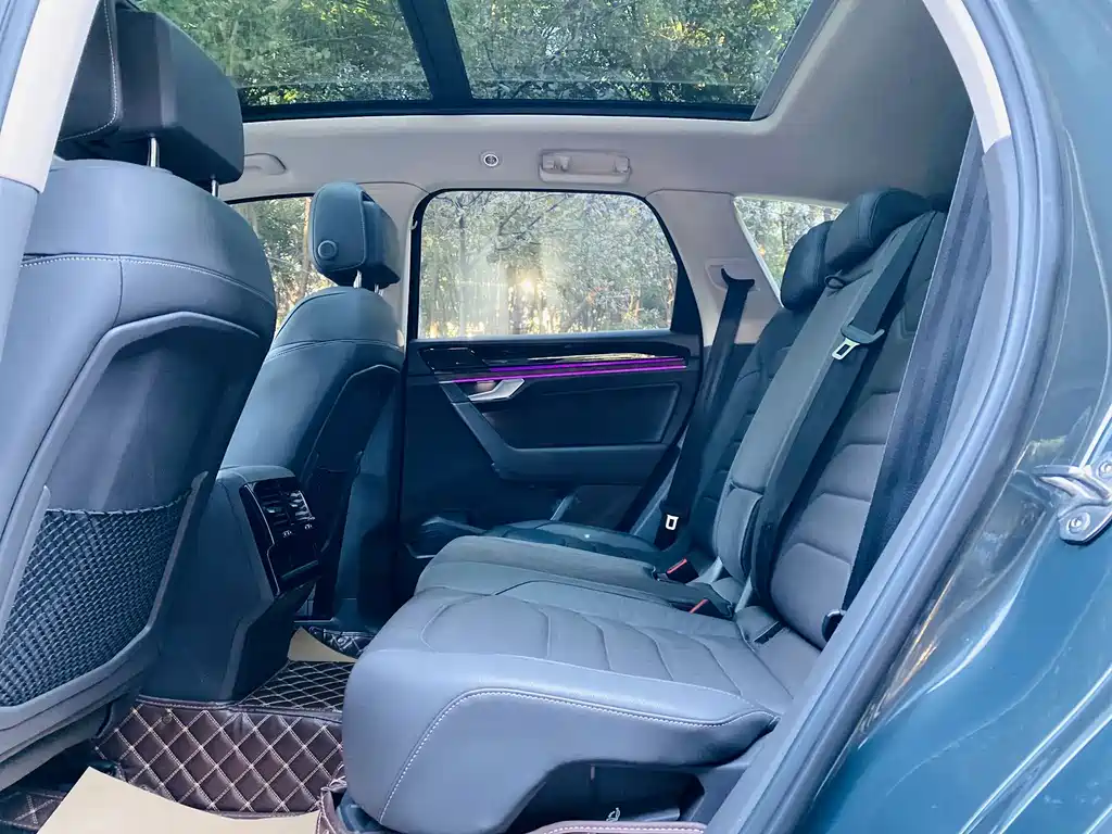 Volkswagen Touareg — миниатюра 13