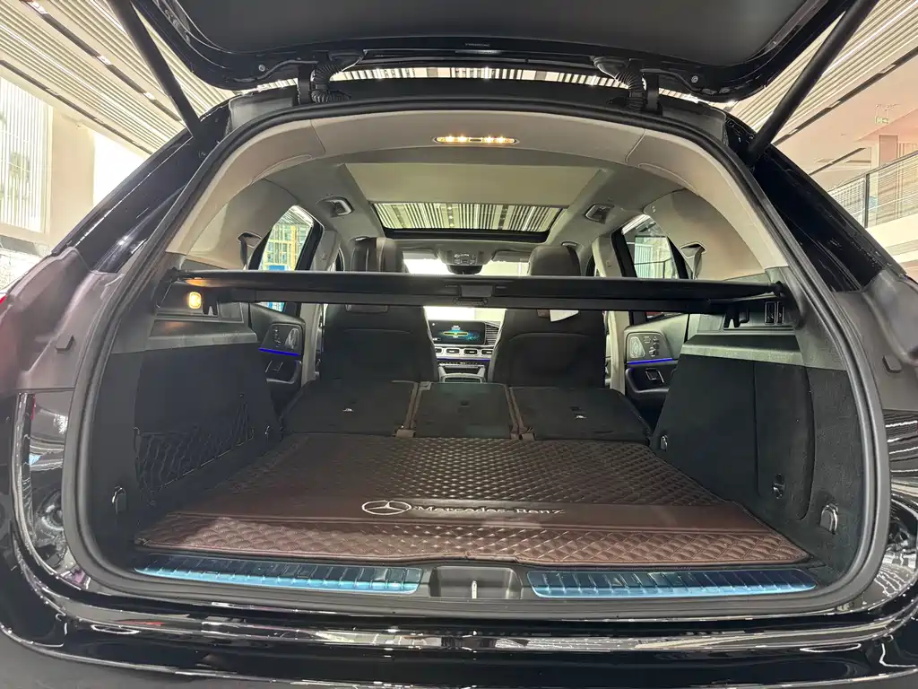 Mercedes-Benz GLE (Import) — миниатюра 19