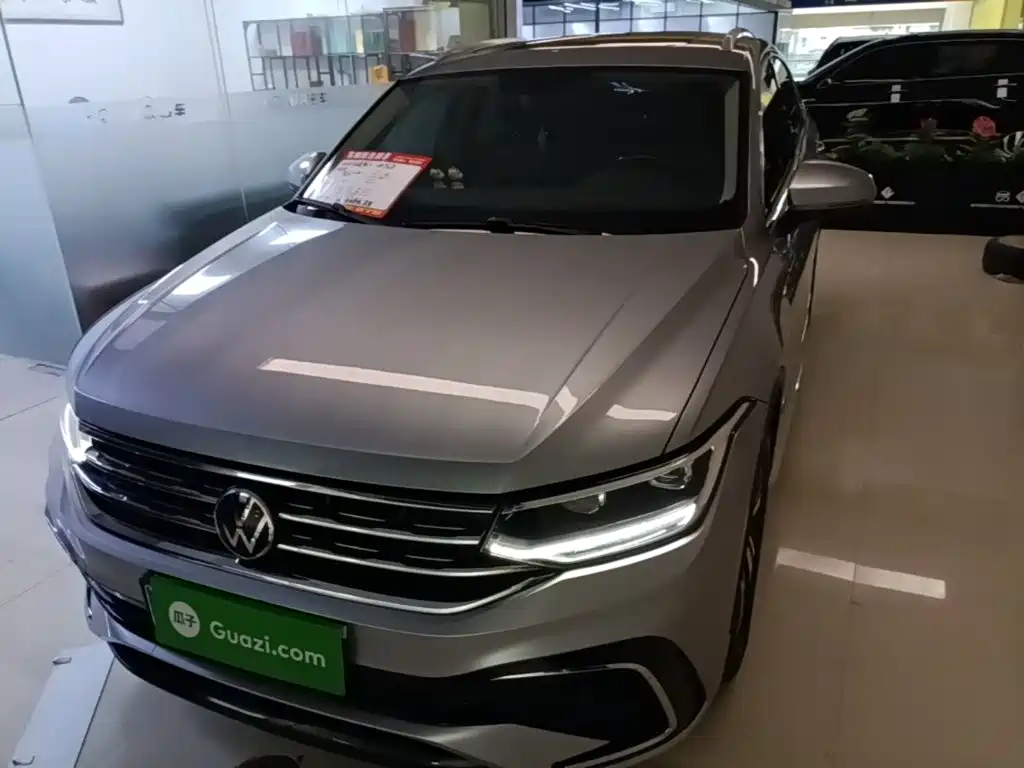 Volkswagen Tiguan X — миниатюра 3