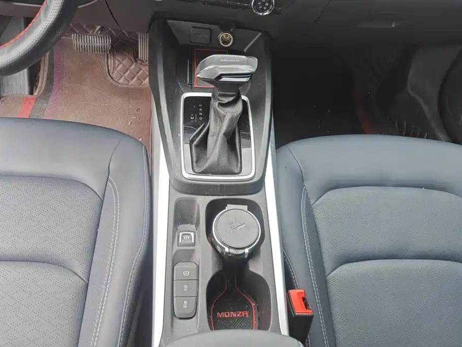 Chevrolet Monza — миниатюра 16