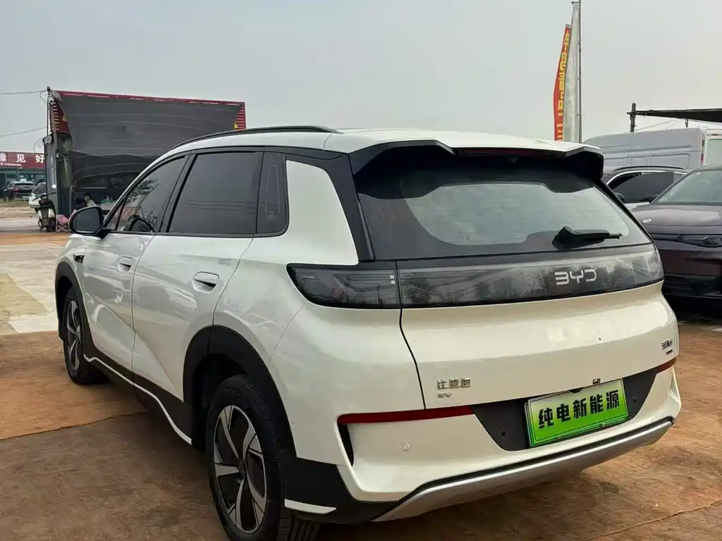 BYD Sealion 05 EV — миниатюра 7