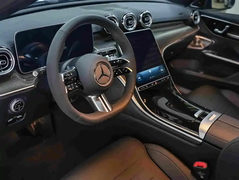 Mercedes-Benz C-Class — миниатюра 8