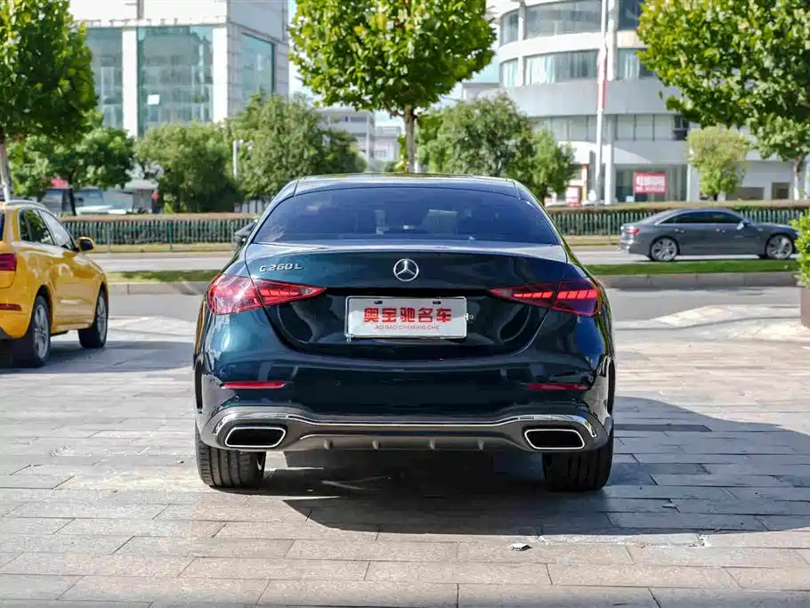 Mercedes-Benz C-Class — миниатюра 17