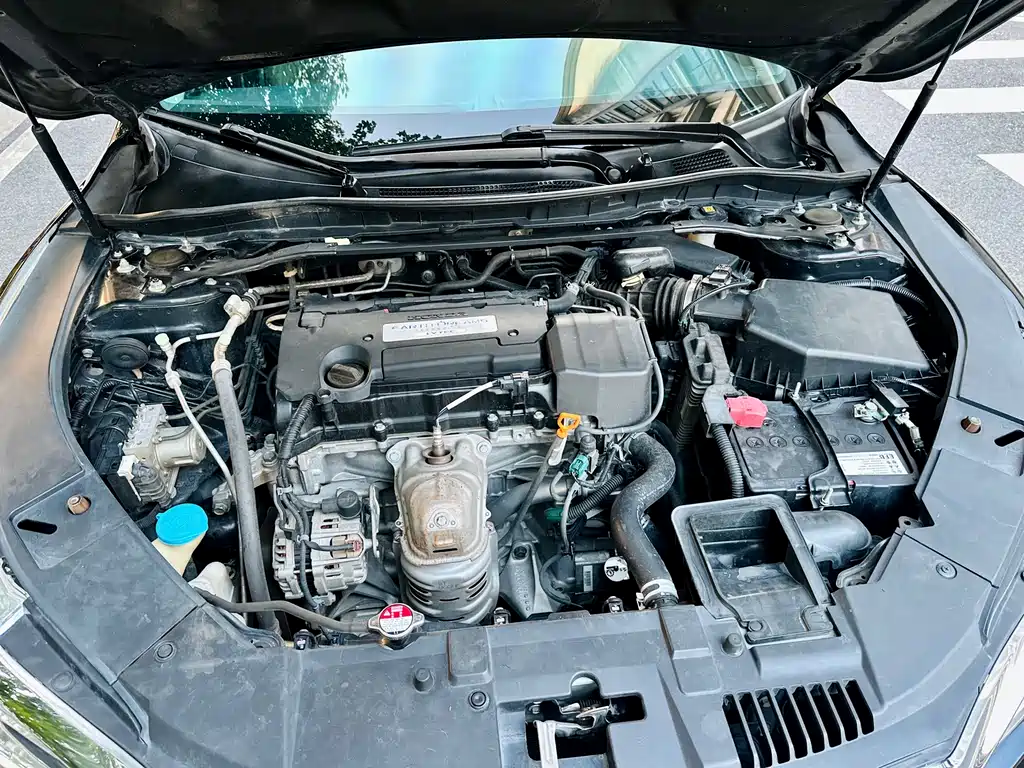 Honda Accord — миниатюра 10