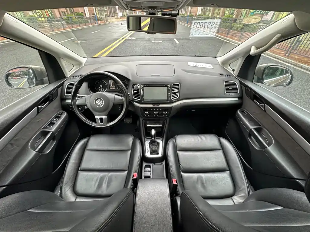 Volkswagen Sharan — миниатюра 9