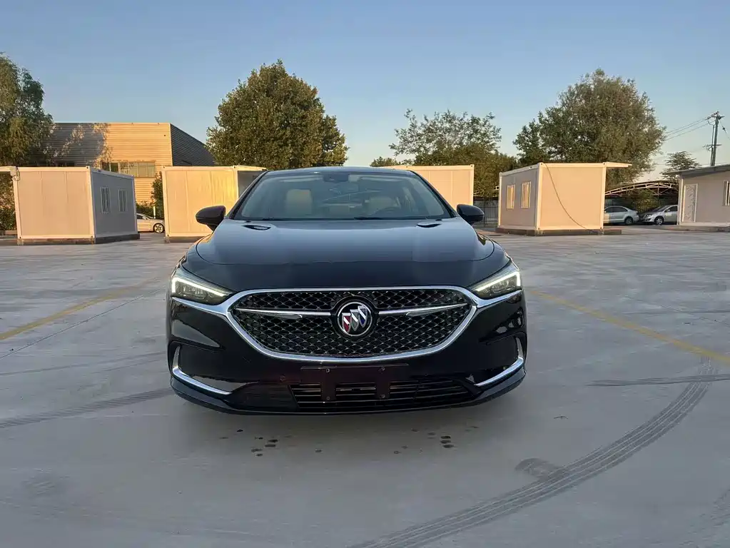 Buick LaCrosse — миниатюра 2