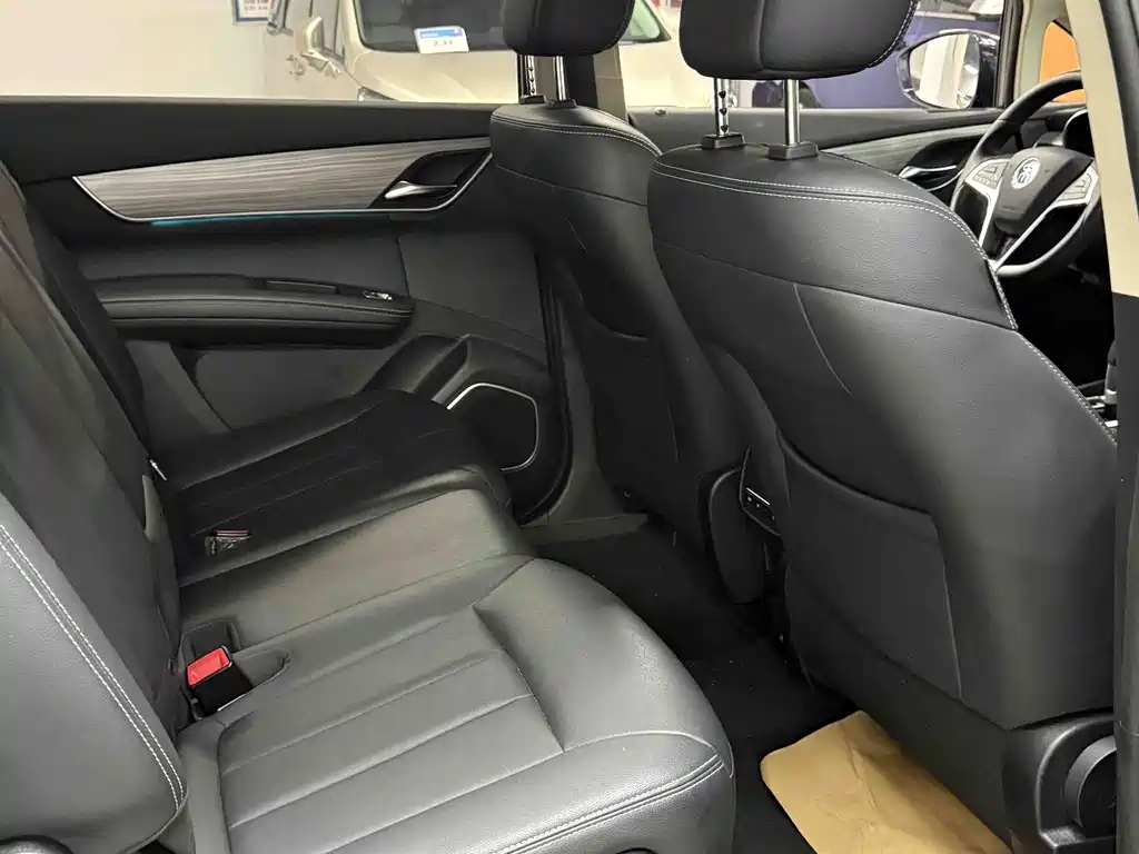 BYD MAX New Energy — миниатюра 13