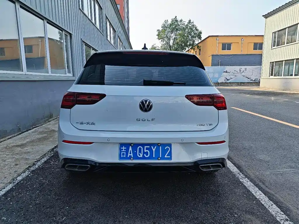 Volkswagen Golf — миниатюра 10