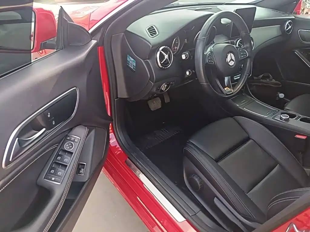 Mercedes-Benz CLA (Import) — миниатюра 16