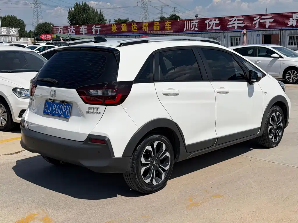 Honda Fit — миниатюра 6