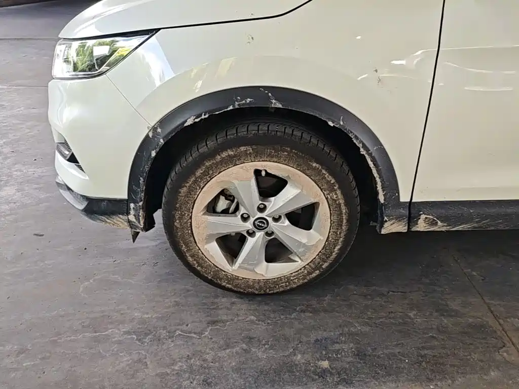 Nissan Qashqai — миниатюра 23