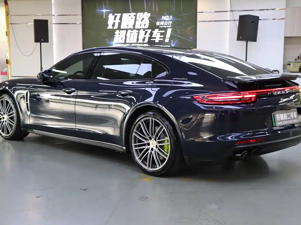 PORSCHE PANAMERA NEW ENERGY