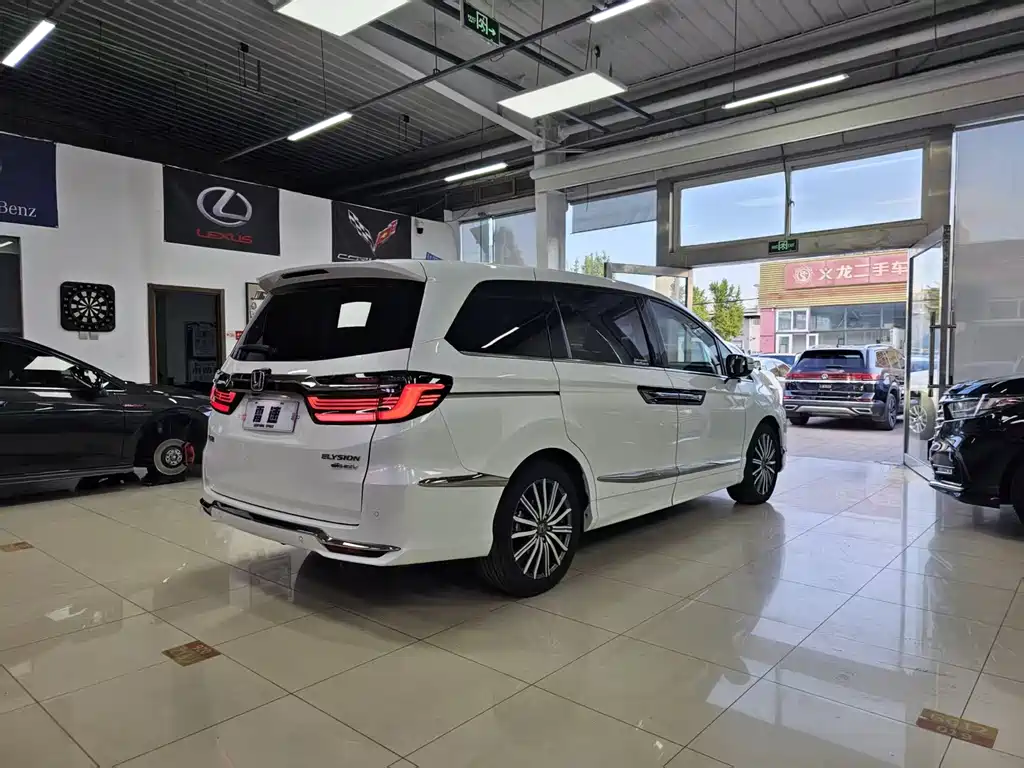 Honda Elysion — миниатюра 22