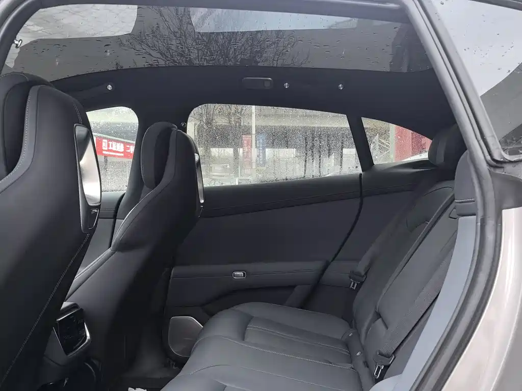 XIAOMI CAR XIAOMI YU7