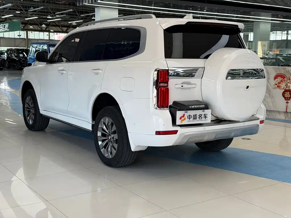 Tank 500 2023 3.0T Sport 5 мест