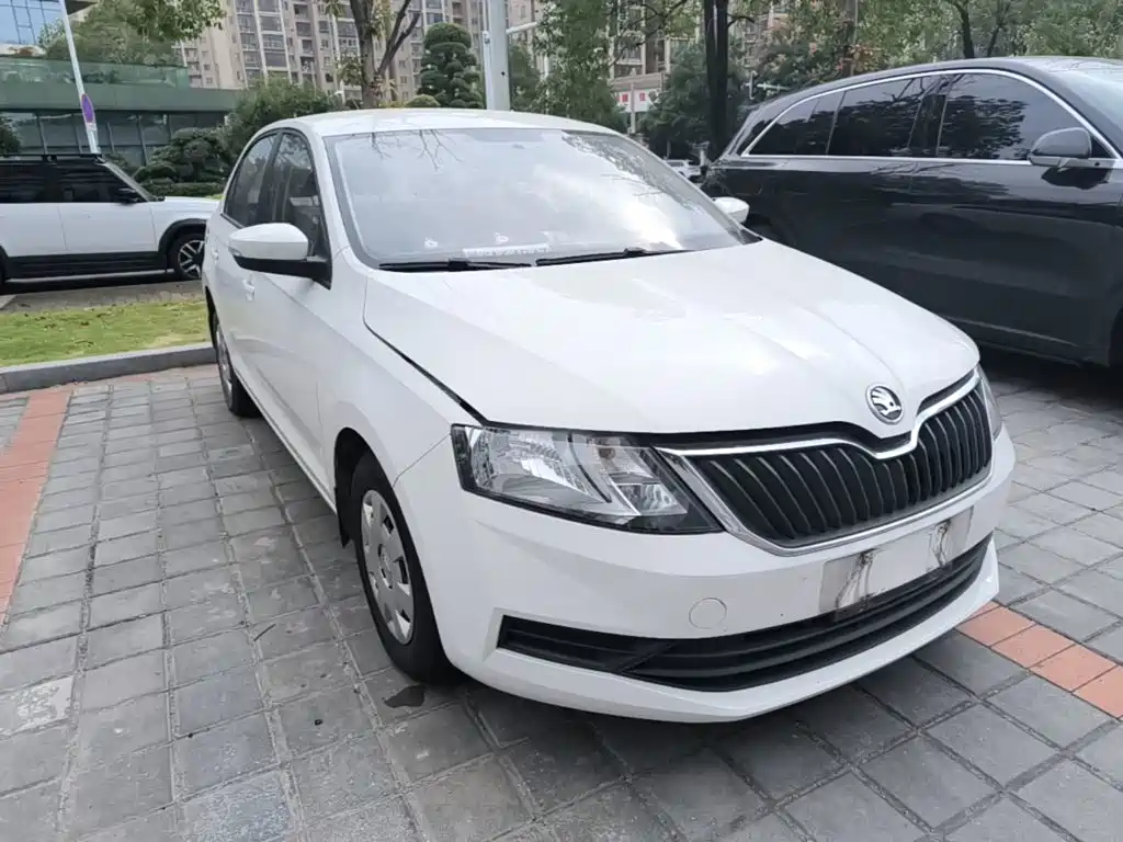 Skoda Rapid — миниатюра 22