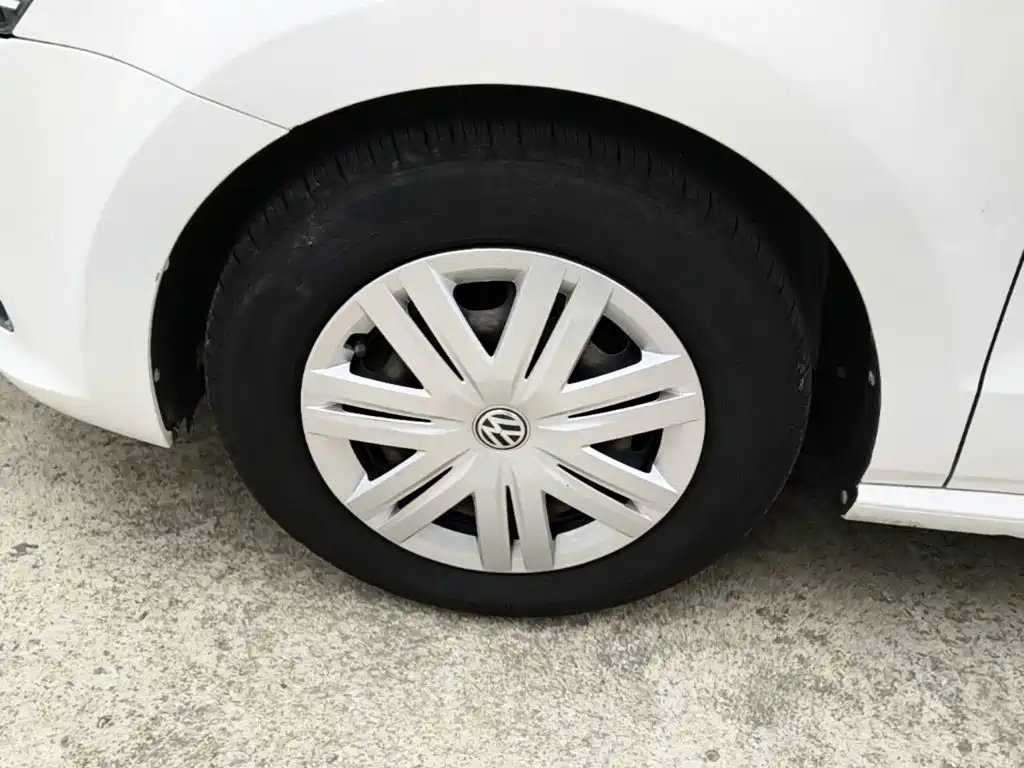 Volkswagen Polo — миниатюра 23