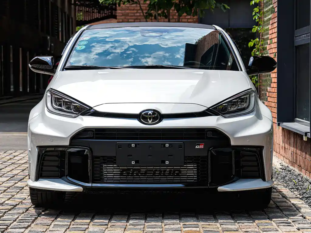 Toyota GR YARIS 2025 GR