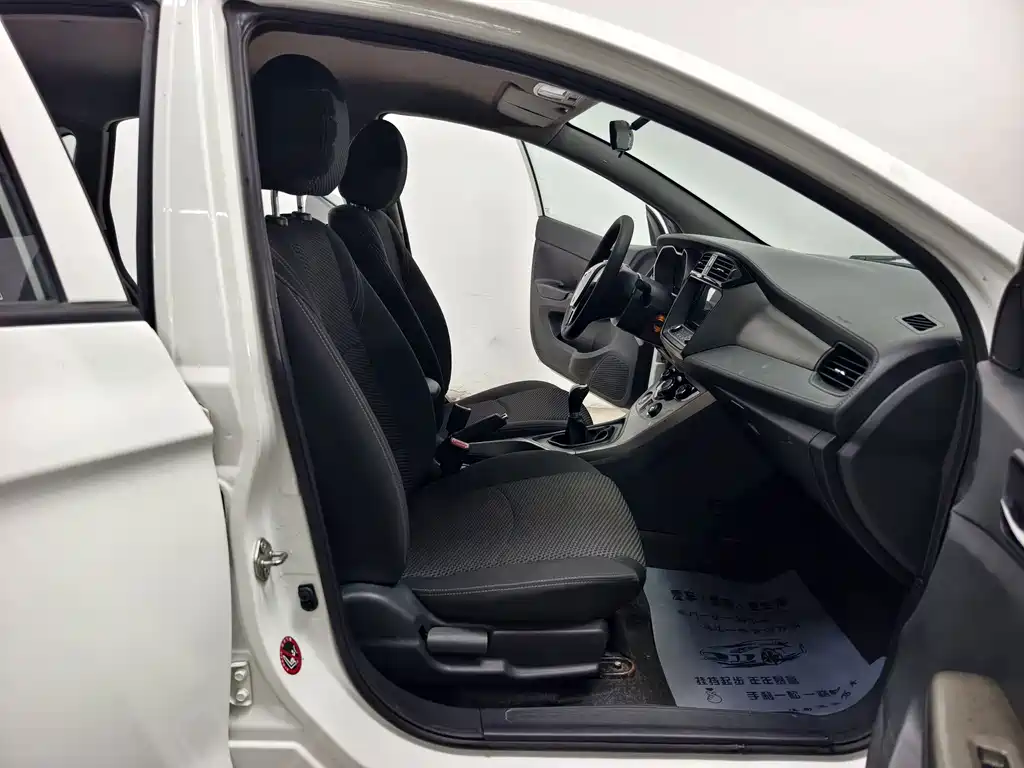 Haima Haima M3 — миниатюра 13