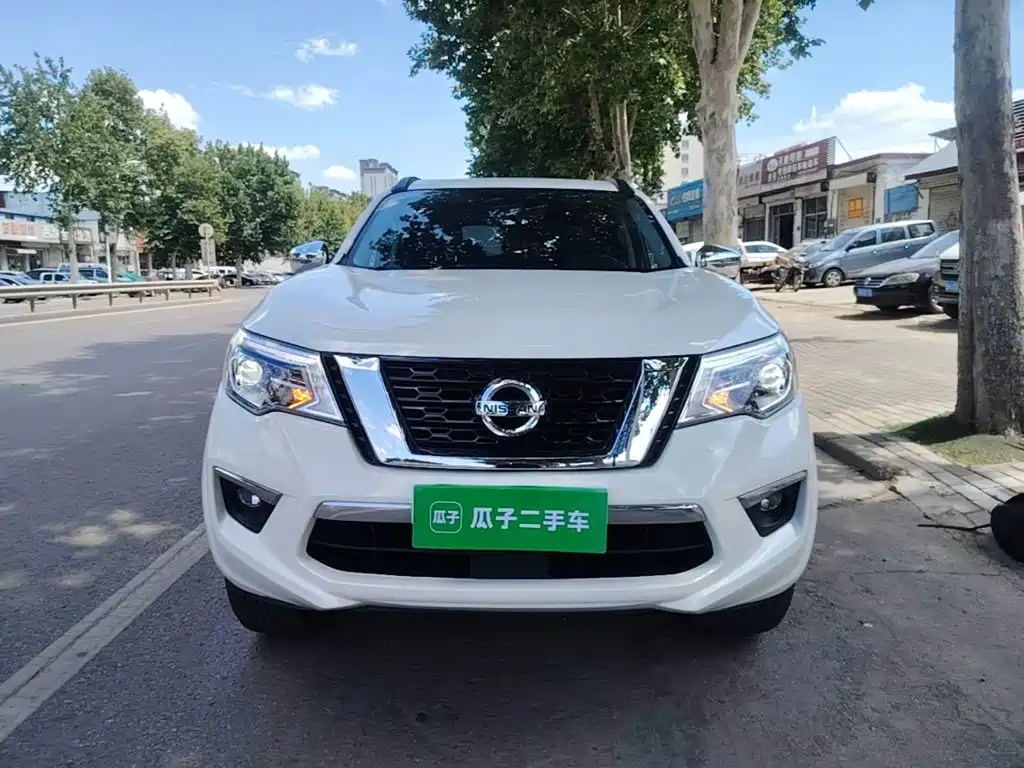 Nissan Terra — миниатюра 3