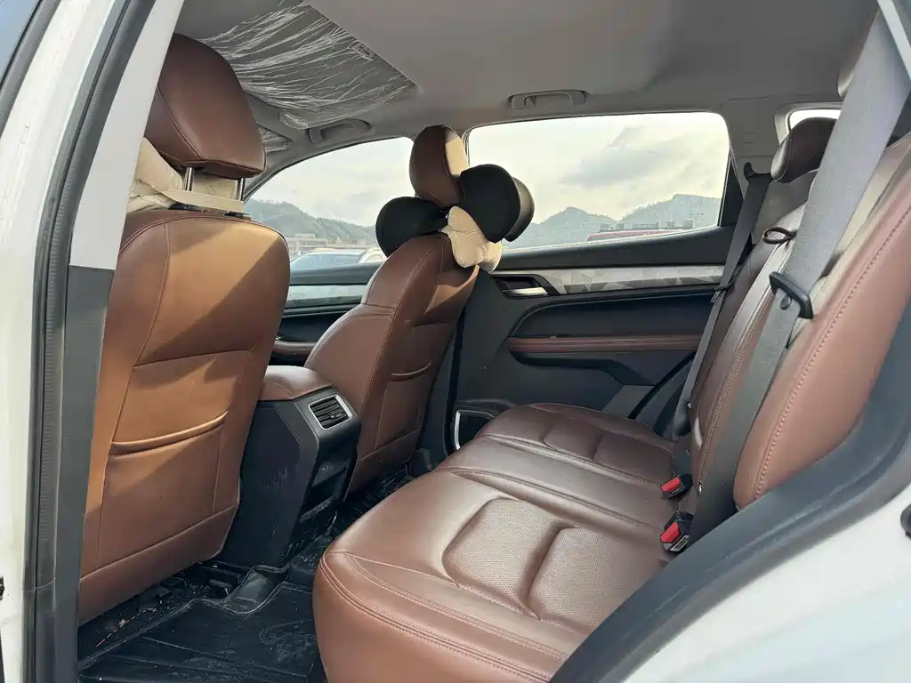 Geely Vision X6 - фото 4