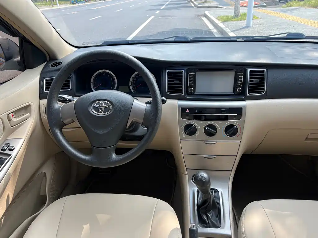 Toyota Corolla — миниатюра 10