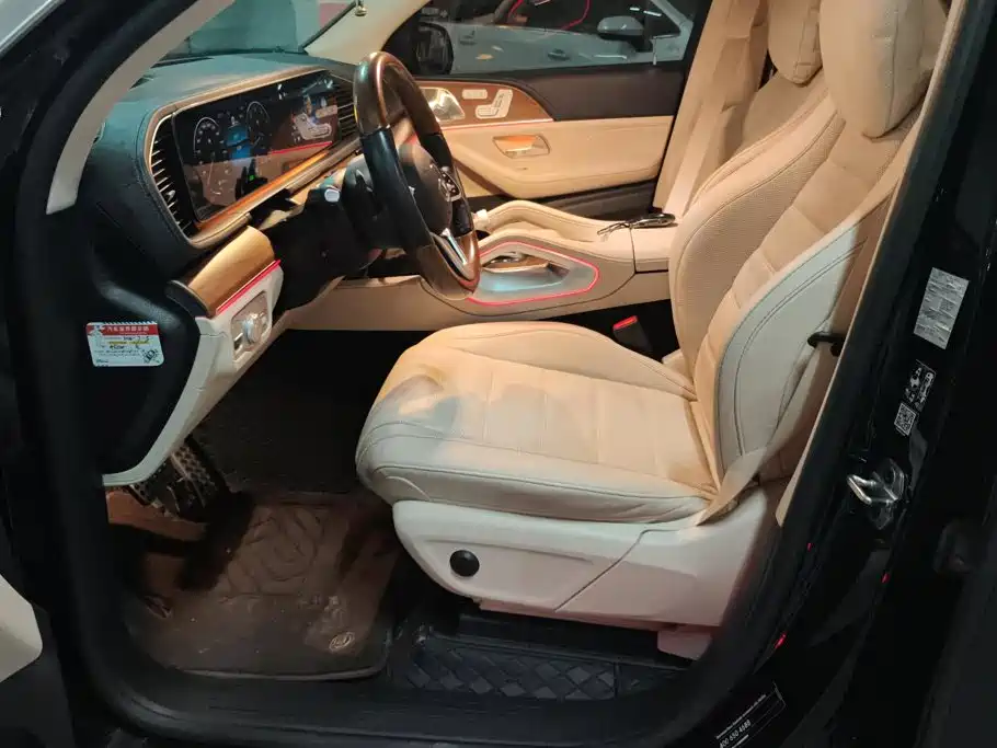 Mercedes-Benz GLS — миниатюра 9