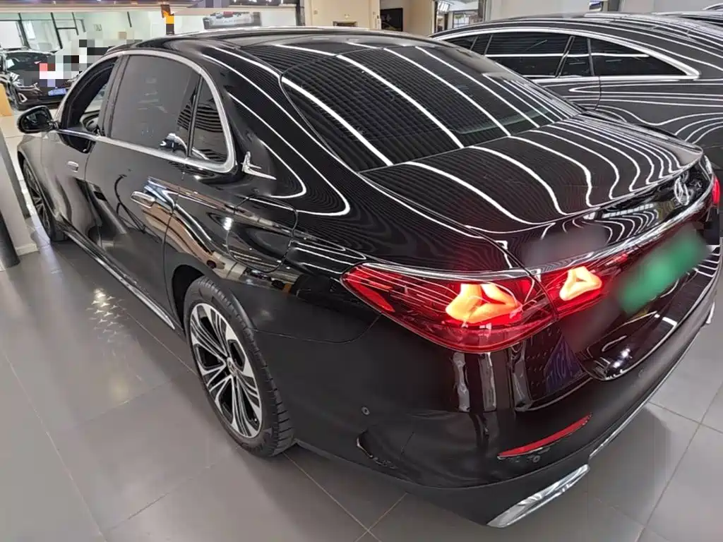Mercedes-Benz E-Class New Energy — миниатюра 5