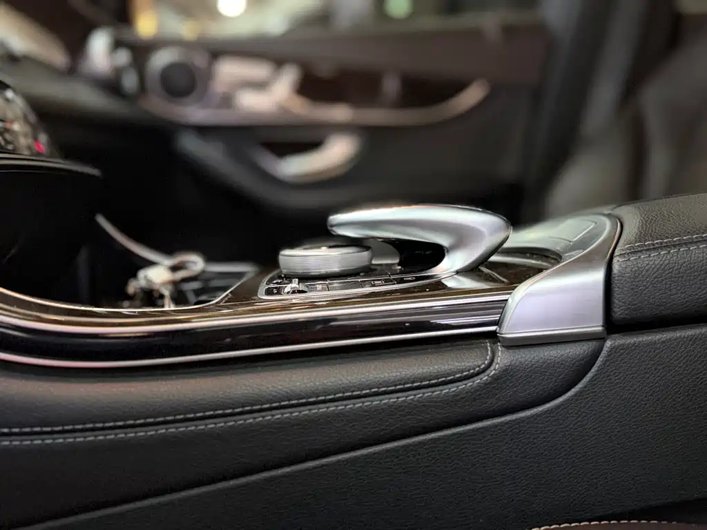 Mercedes-Benz GLC — миниатюра 9