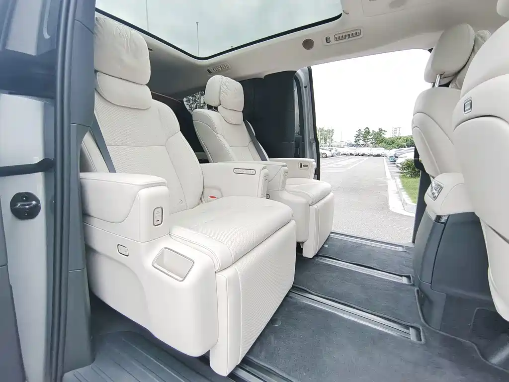 Li Auto Li MEGA — миниатюра 7