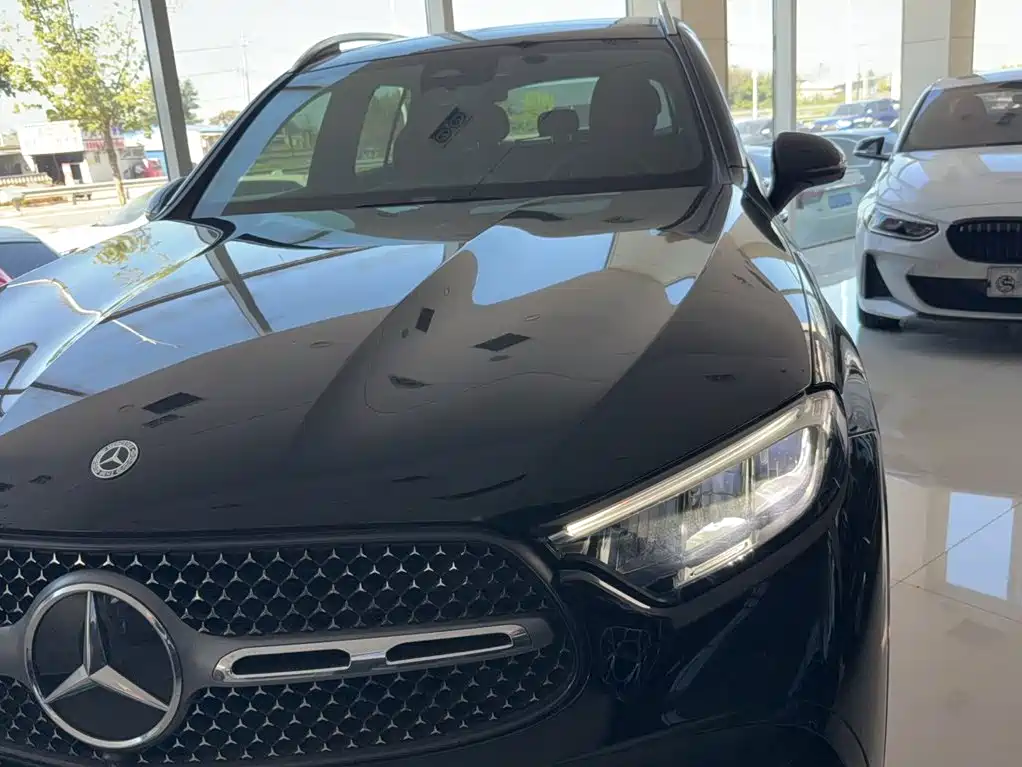 Mercedes-Benz GLC — миниатюра 12