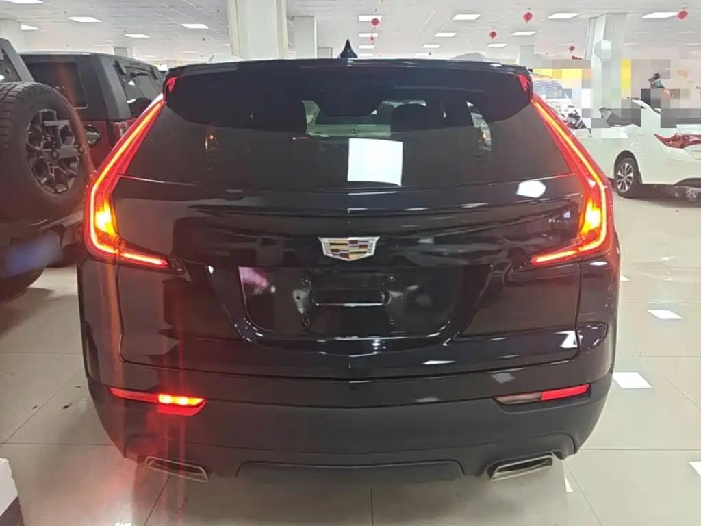 Cadillac XT4 — миниатюра 6