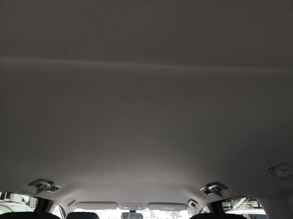 Wuling Xingguang 730 New Energy — миниатюра 18