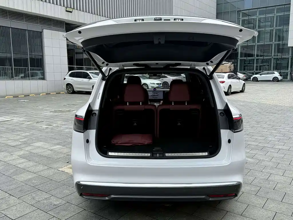 AITO AITO M8 — миниатюра 11