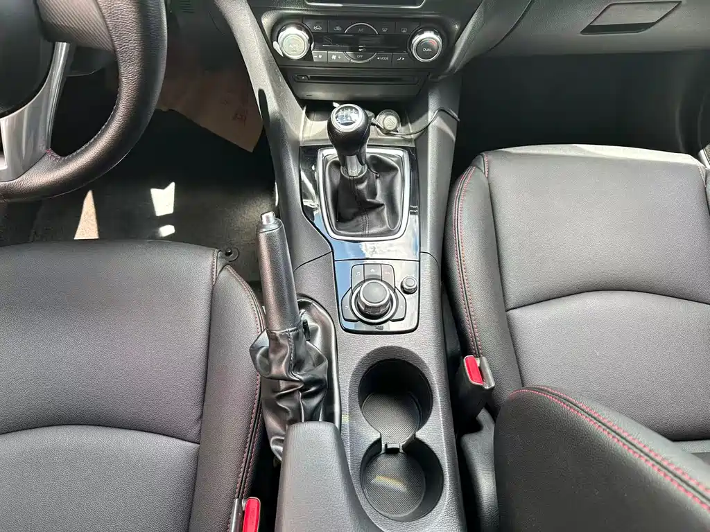 Mazda 3 Axela — миниатюра 15