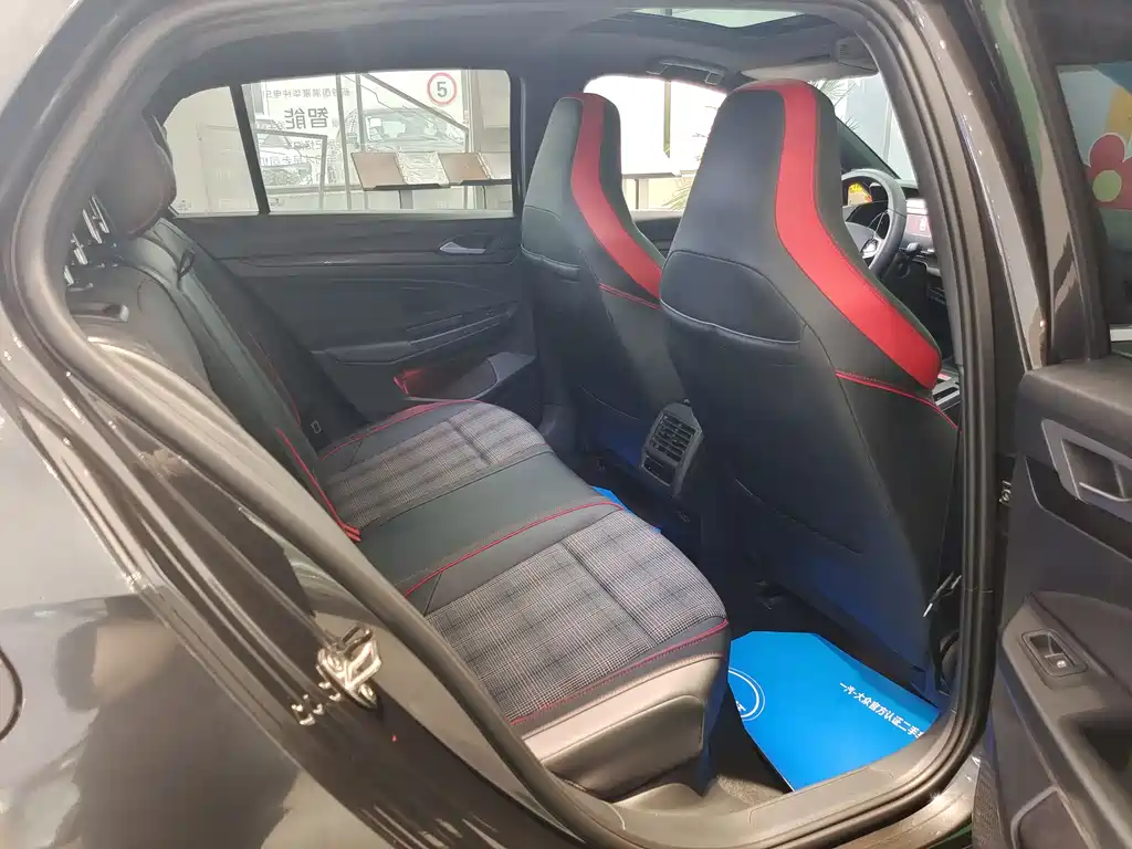 Volkswagen Golf GTI GTI 2023 380TSI DSG GTI
