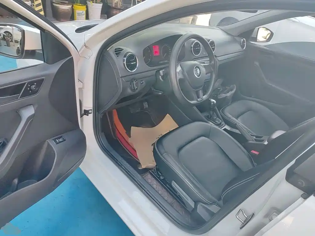 Volkswagen Jetta — миниатюра 16