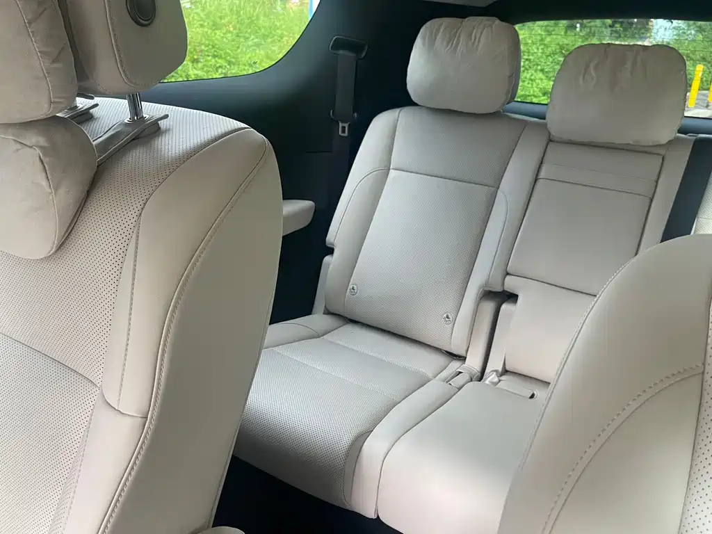 Li Auto Li MEGA — миниатюра 14