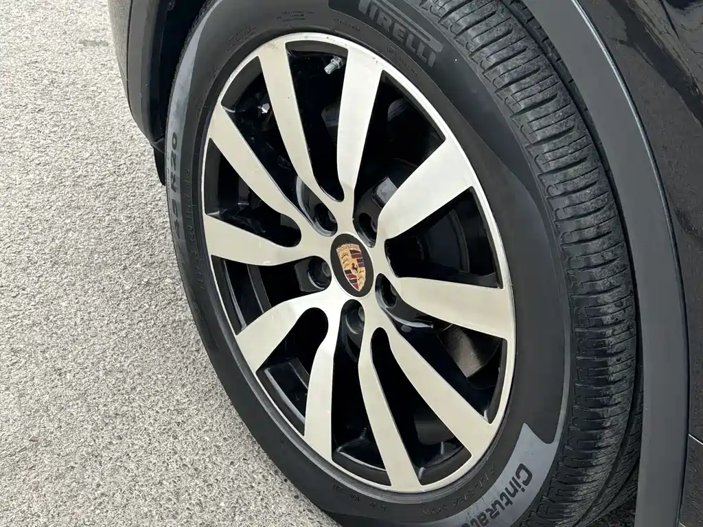 Porsche Cayenne 2014 Cayenne Platinum Edition 3.0T