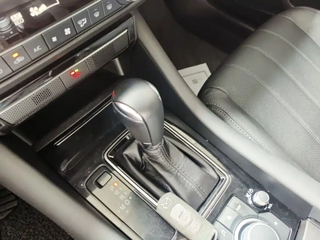 Mazda Atenza — миниатюра 14