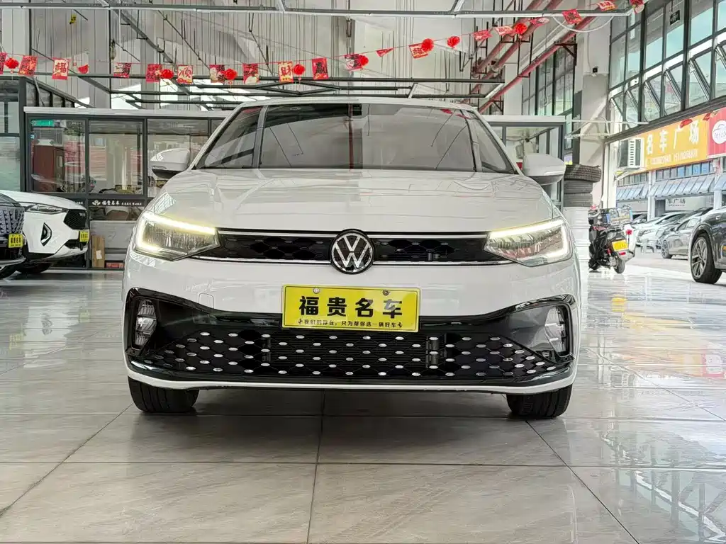 Volkswagen Lavida — миниатюра 2