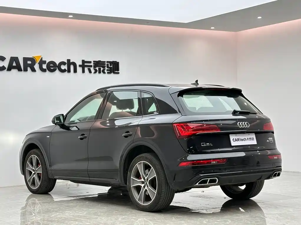 Audi Q5L — миниатюра 3