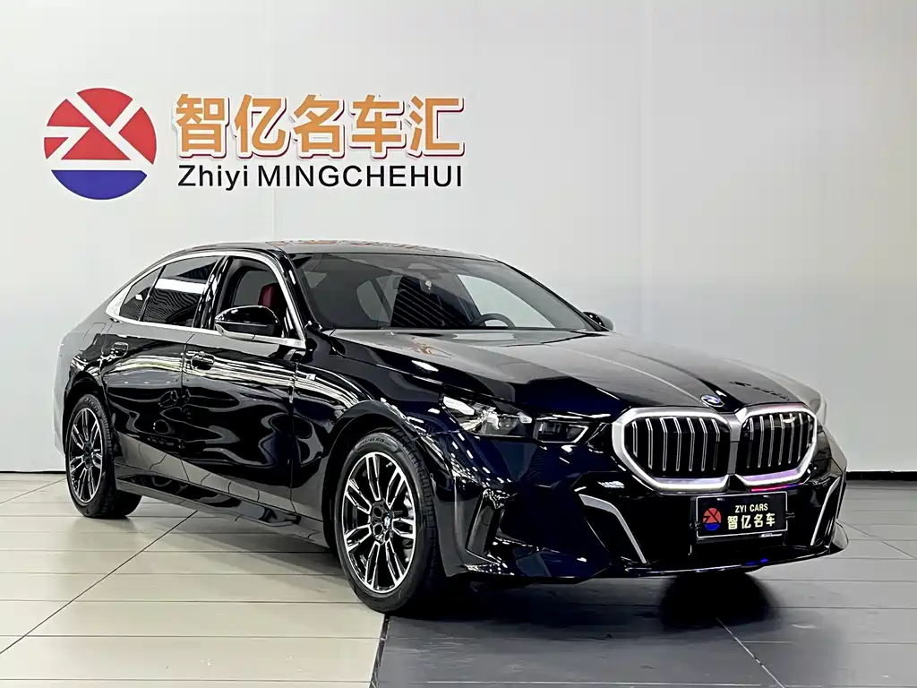 BMW 5 Series 5 2025 530Li Lead M Sport