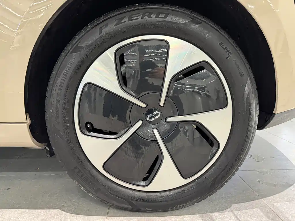 Aito M5 2022 Standard
