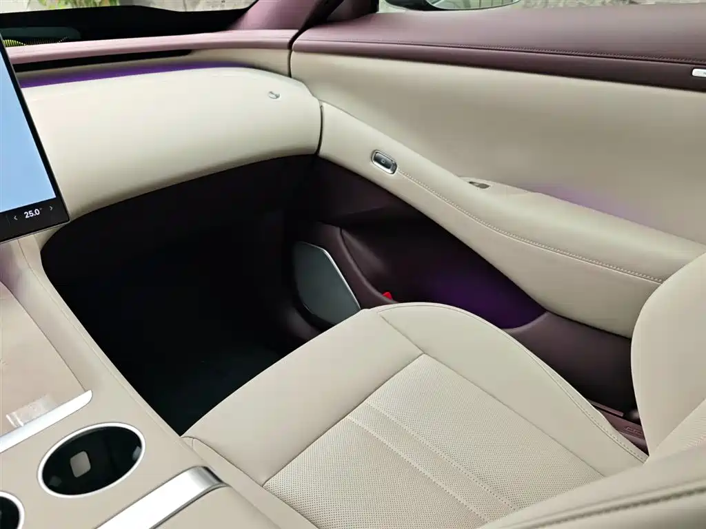 XIAOMI CAR XIAOMI YU7