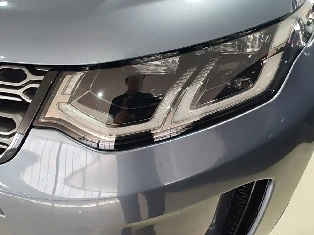Land Rover Discovery Sport — миниатюра 24
