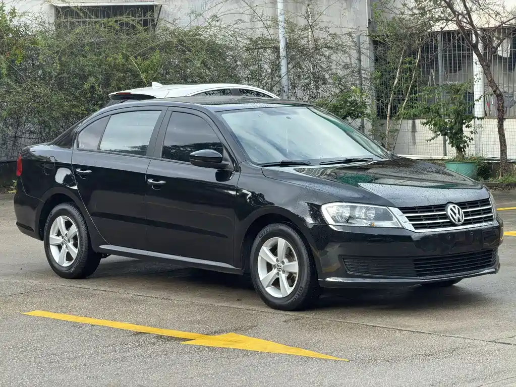 Volkswagen Lavida — миниатюра 3